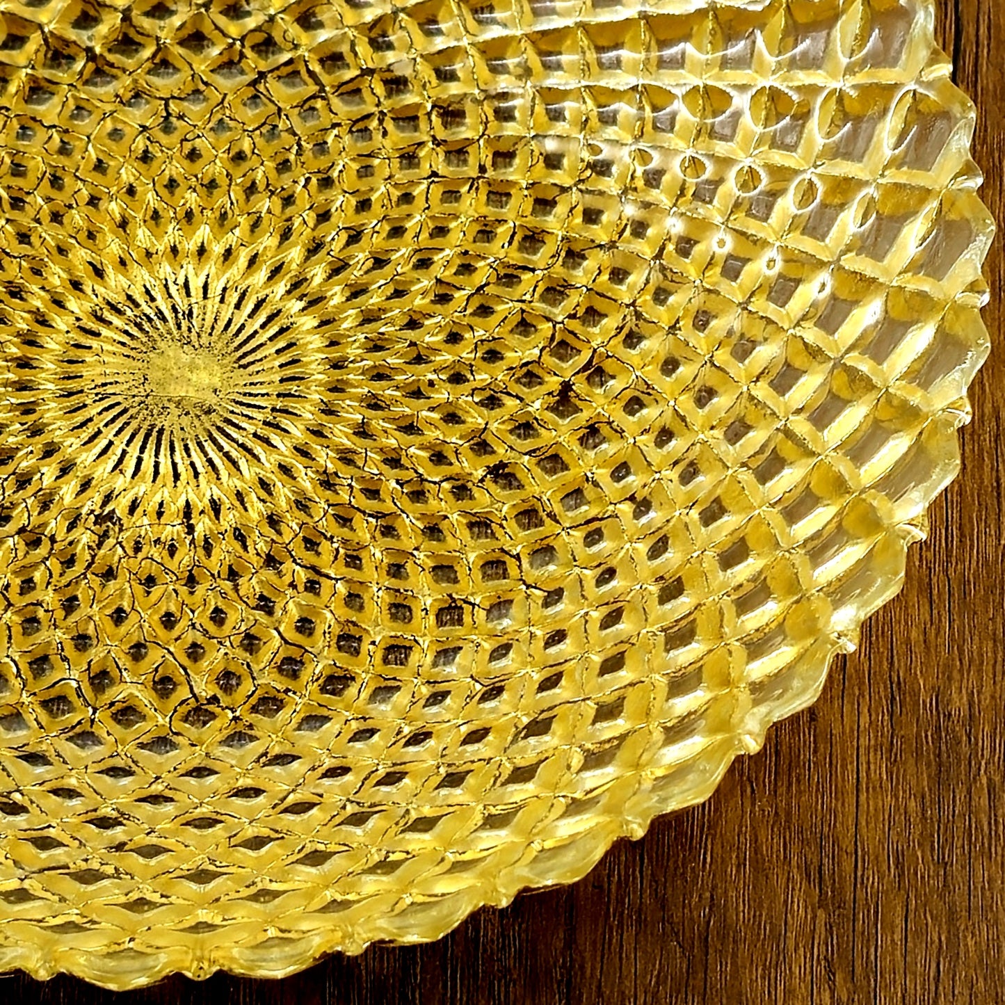 PAVO Gilded Glass Soup Plate