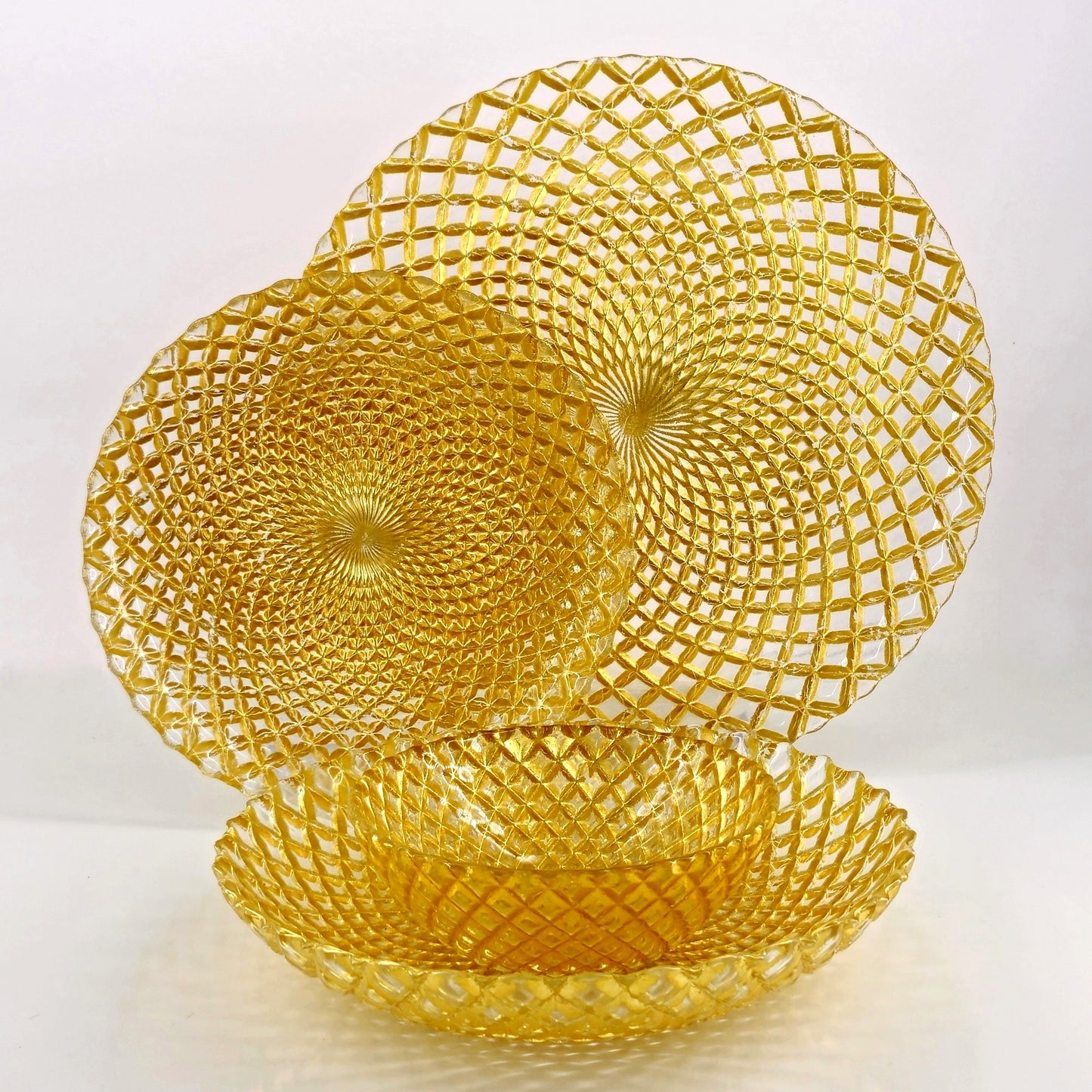 PAVO Gilded Glass Dinnerware Set