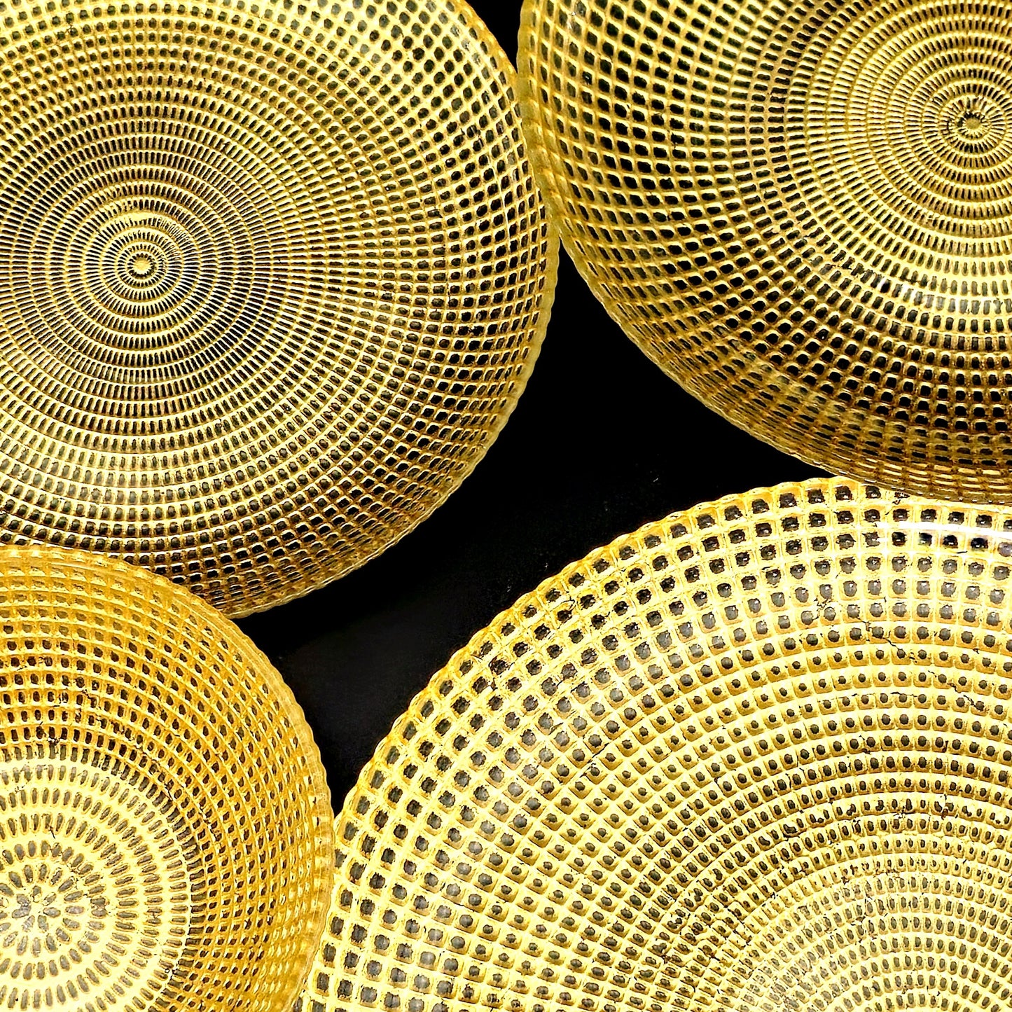 HELIOS Gilded Glass Dinnerware Set