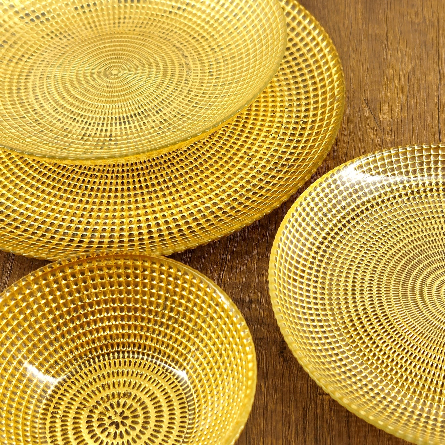 HELIOS Gilded Glass Dinnerware Set